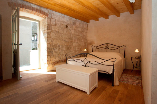 Villa Mama